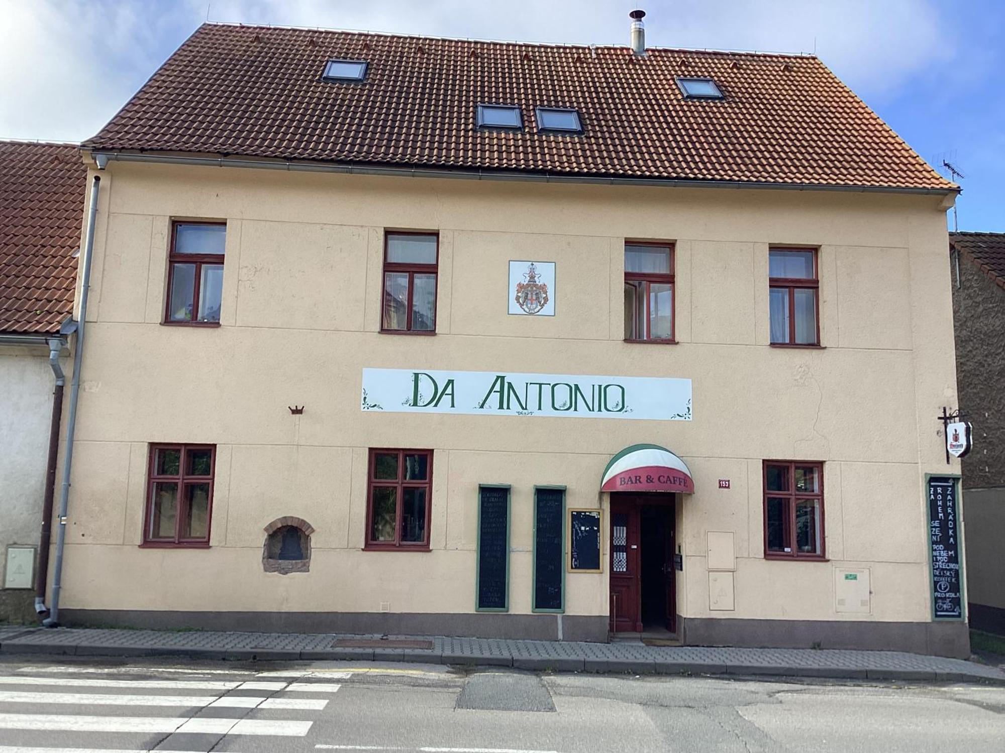 Antonio Residence Škvorec Dış mekan fotoğraf